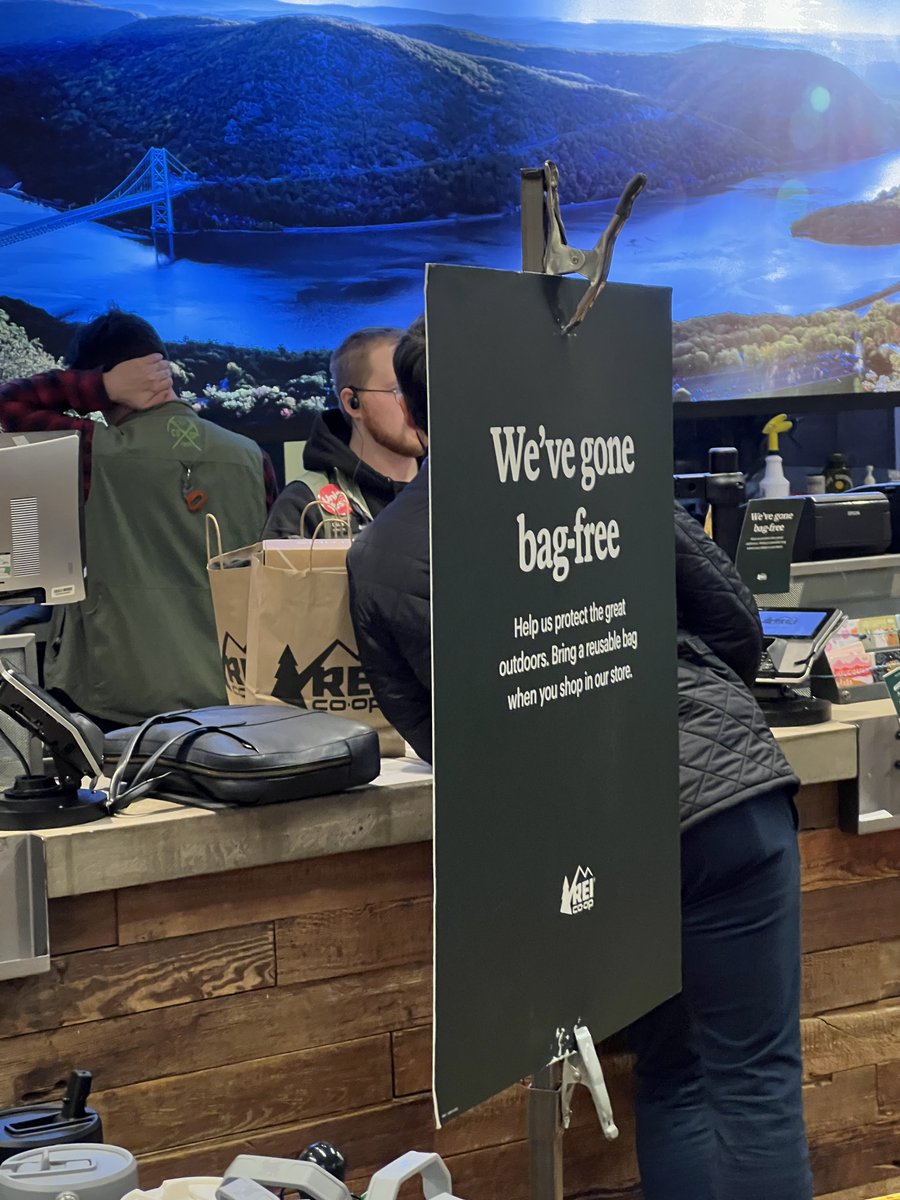 loganwelde's tweet photo. So sad that @REI is lying to us about their environmental commitment. They aren't even charging for the bags for pickups (violating NYC's law). REI - why don't you actually live up to your words. https://t.co/UXT4MgAEWi