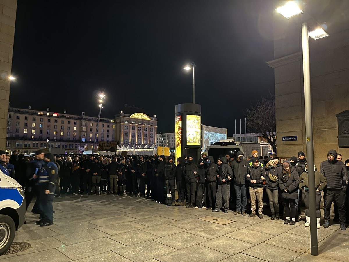 julius geiler tweet media