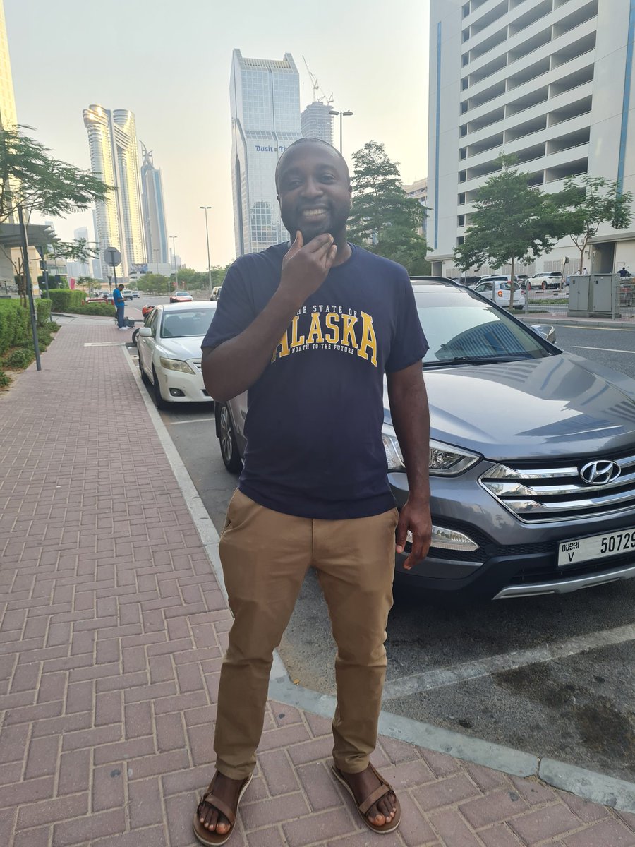 taadelodun's tweet photo. Coming from a humble background, your confidence is already low.

Stop hanging around people who talk you down. You need regular company of people who make you feel taller than you really are.

Believing in oneself is crucial to doing great things. You rarely hit a target you can't see.

#selfconfidence #believeinyourself #positivevibes