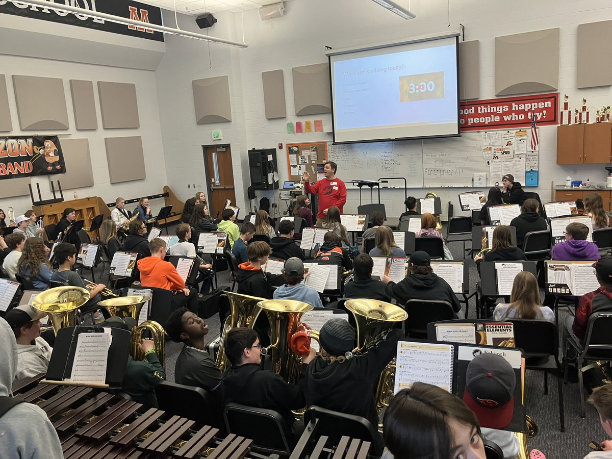 Moorhead Band tweet media