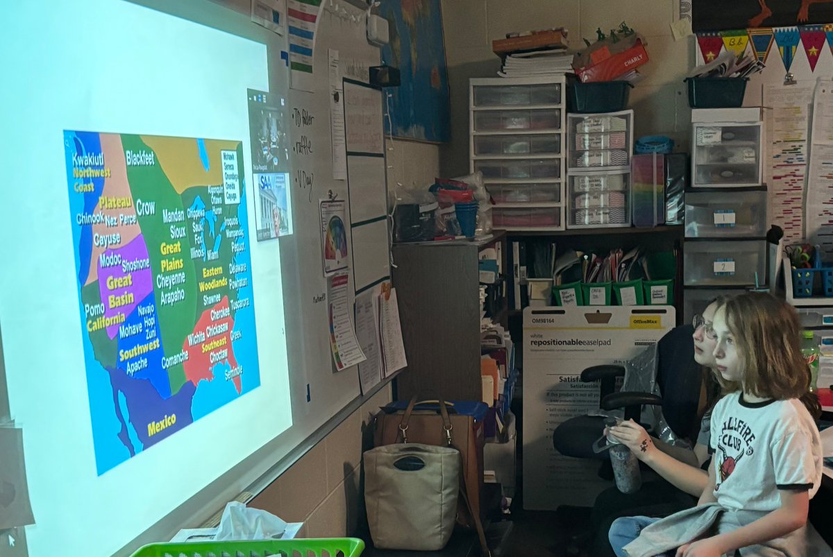 TriciaPaugstat's tweet image. 1 of 4
Thank you @americanart for facilitating a ZOOM lesson with Mrs. Chaney’s class.  The Native American artwork supported the current #inquireed unit as  students are learning how to honor the cultural heritage of our land. 

@Coach_KT @Adena_AP #wearelakota