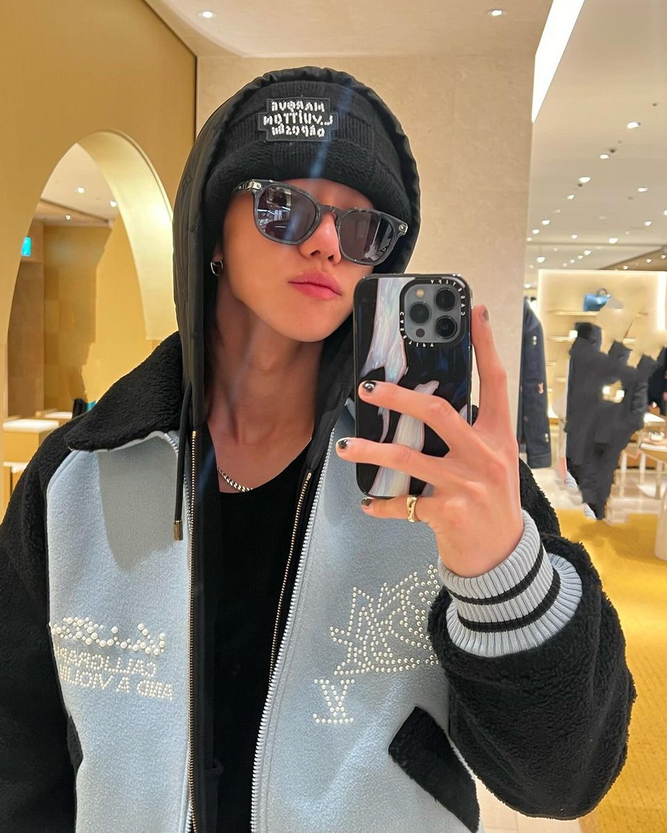 Capturing the Bulacan vibe with my blue hoodie and stylish black sunglasses in this outfit check and mirror selfie.