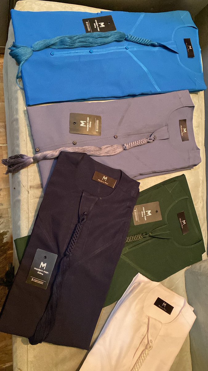 Modernmankaftan's tweet photo. GIVEAWAY!!!

Win one of these THOBES  if you have less than 5 engagements on your quote or comment. 

I’ll pick a winner after 48 hours ! Goodluck 🙏🏽 https://t.co/b9XXlFsaLz