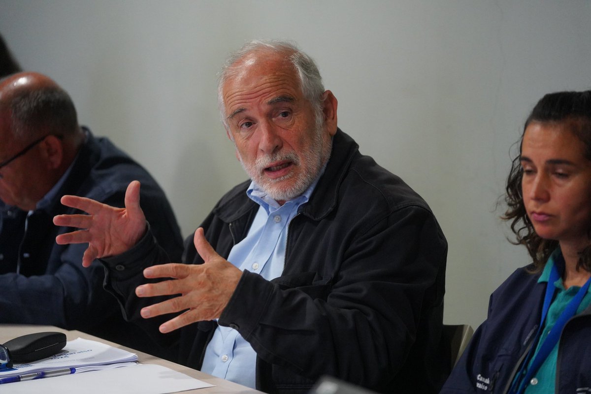 #MidesofEnTerreno | Para avanzar en el proceso de reconstrucción, nos reunimos con la <a href="/CChC_Chile/">Cámara Chilena de la Construcción</a>, junto a la ministra <a href="/camila_vallejo/">Camila Vallejo Dowling</a>, el ministro <a href="/carlosmontestwt/">Carlos Montes</a>, el gobernador del <a href="/GOREValparaiso/">Gobierno Regional de Valparaíso</a>, Rodrigo Mundaca y  autoridades municipales.