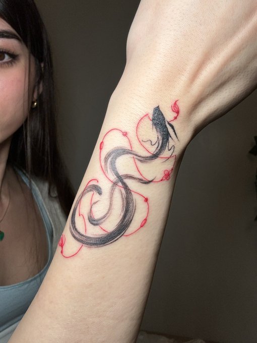 Watch Victoria Salvatore's leaked NSFW photo on TwXstars