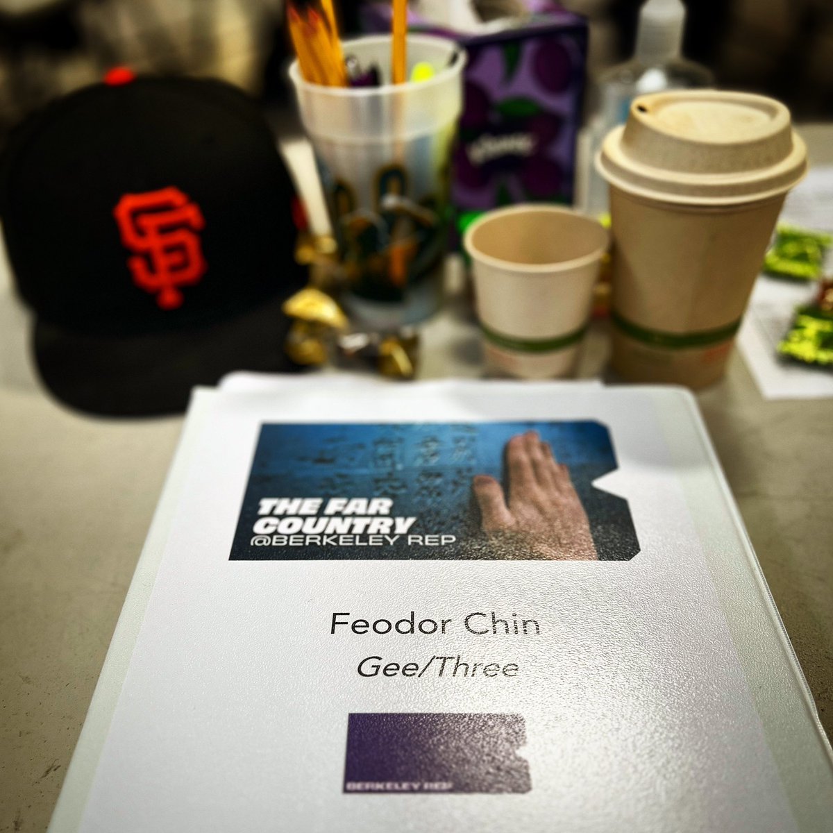 FeoChin's tweet photo. Came home for the first day of school.
#TheFarCountry #BerkeleyRep #LiveTheater #BackInTheBay https://t.co/yH23mMZWpp