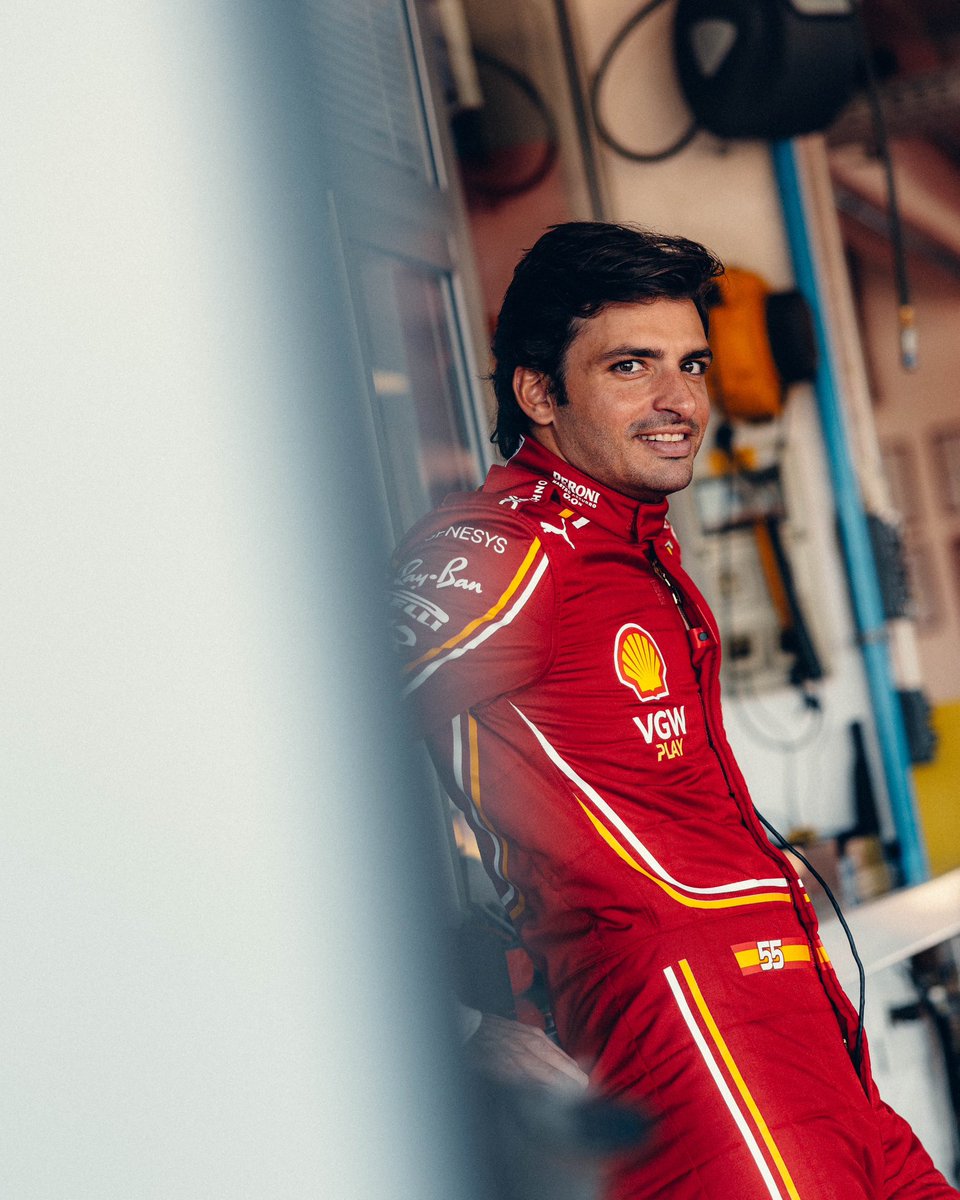 ScuderiaFerrari's tweet photo. Good day to launch an F1 car 😎 https://t.co/Wvnn72iR9v