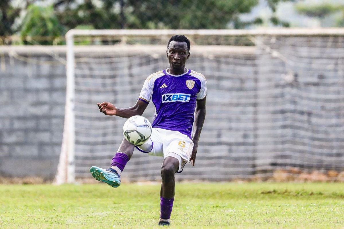 Ever solid at the back, this guy will never disappoint! What an import from Mbarara🤪 @Ambrosearinda6 #PrideOfWakiso #WeAreThePurpleSharks #WAKURA @1xBet_Eng