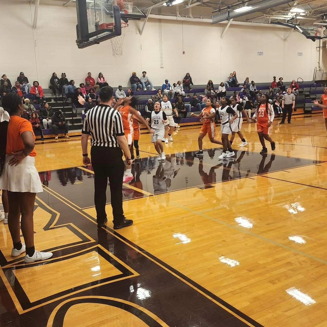 ScorpionsSms's tweet photo. Two tough hard faught loses against some really good Pierce teams. 7th Grade 21-9 and 8th Grade 25-10. We'll get them next year. 
#ScottScorpionsBasketball
#GoScorpions https://t.co/6fs0l9Bi56