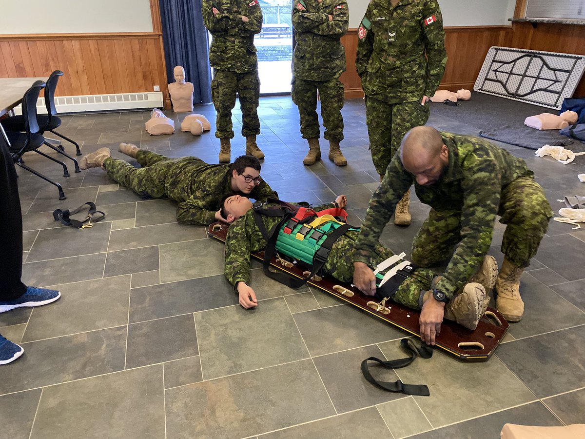 SJAElgin's tweet photo. This weekend our MFRs had the opportunity to train with members of the 31 Signal Regiment at Wolseley Barracks!
 
Interested in joining? Send us an email: sjastthomas@gmail.com 

📸: D. Stoker, A. Snetsinger https://t.co/Oy7vnR5iqt
