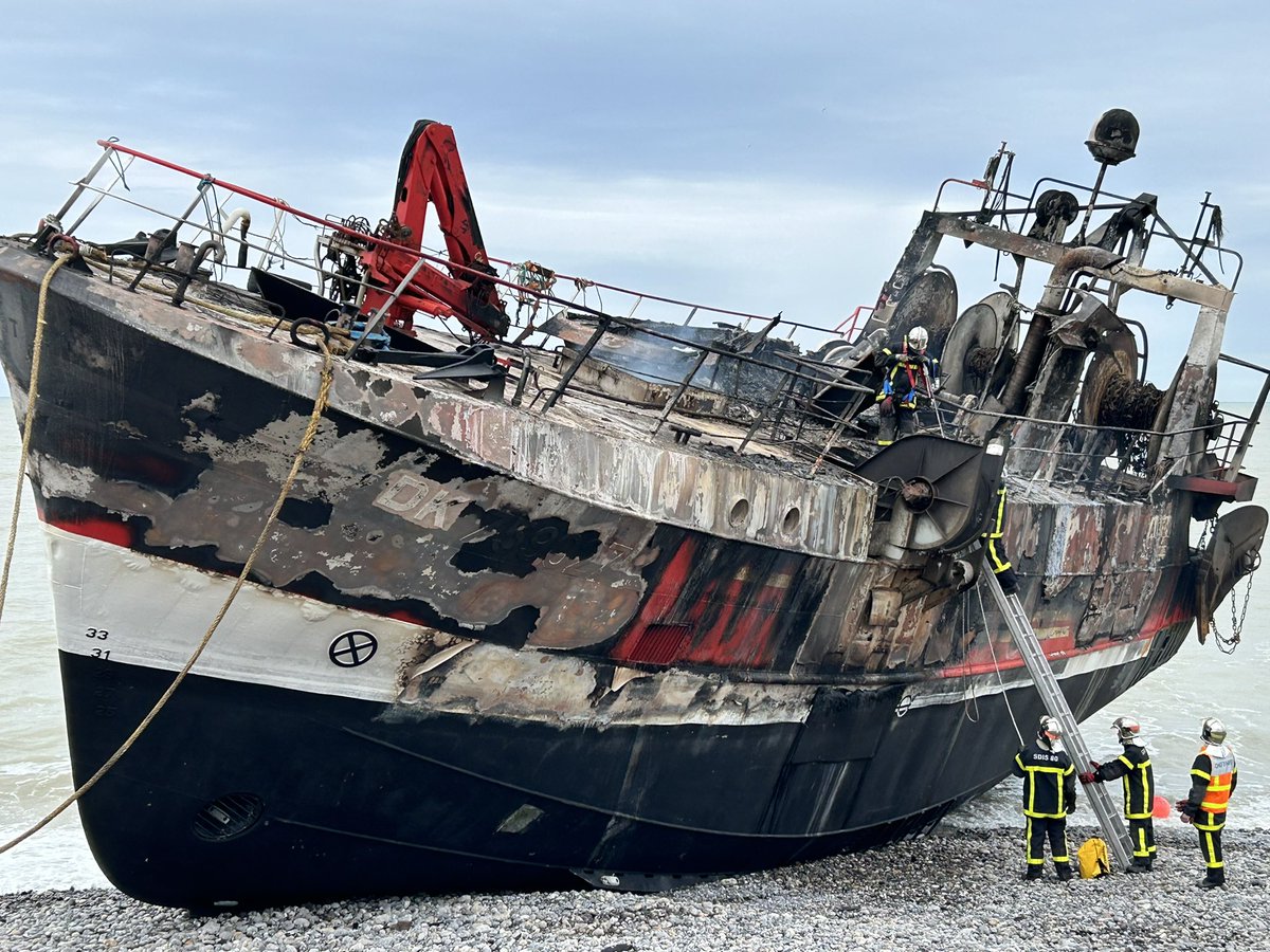 🛳️ 🔥Intervention atypique du jour en tant que COS. 
➡️ Un bon mélange de technique, de travail interservices, de réflexion opérationnelle et de raisonnement tactique spécifique…
➡️ Un grand merci 
aux équipes mobilisées pour leur professionnalisme👏🏻