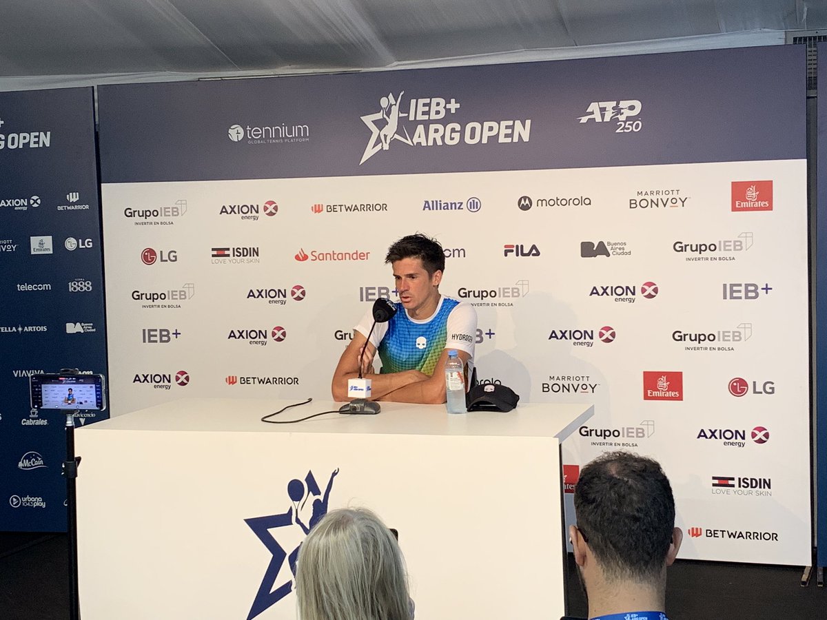 "Tal vez no me toque tener los golpes más potentes, pero con corazón y confianza se pueden conseguir cosas muy lindas".

Fede #Coria y una declaración que pinta su tenis a la perfección. Hoy le ganó un partidazo a Ofner y la gente coreó su nombre. Va contra Cameron #Norrie en 2R.