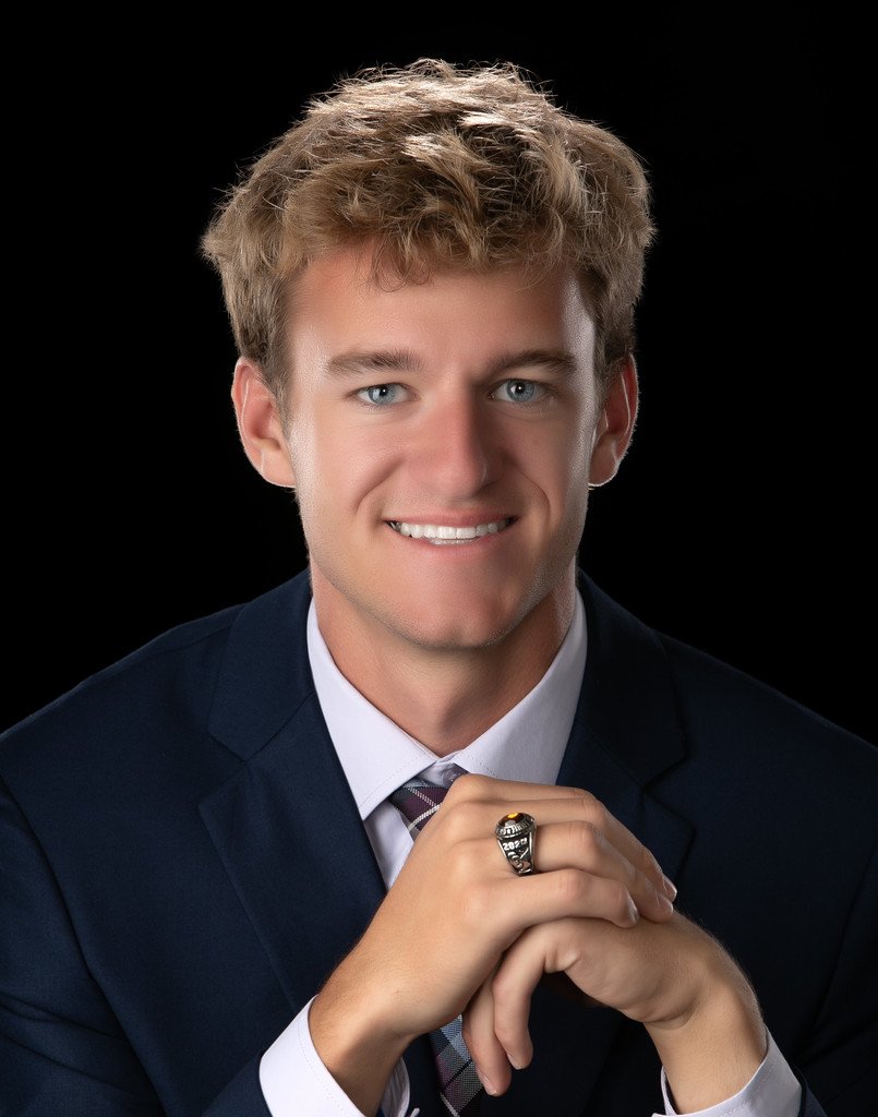 SpoilersAD's tweet photo. Spoiler Seniors Jack Kern and Abram Sevigny have been named to the North Dakota Academic All State Teams.  

Jack was named to the Gold team and Abram to the Bronze team.  Jack is the son of Janice and Joe Kern.  Abram is the son of Stacie and Ed Sevigny.  

#SpoilerPride https://t.co/zF8PkHCbIs