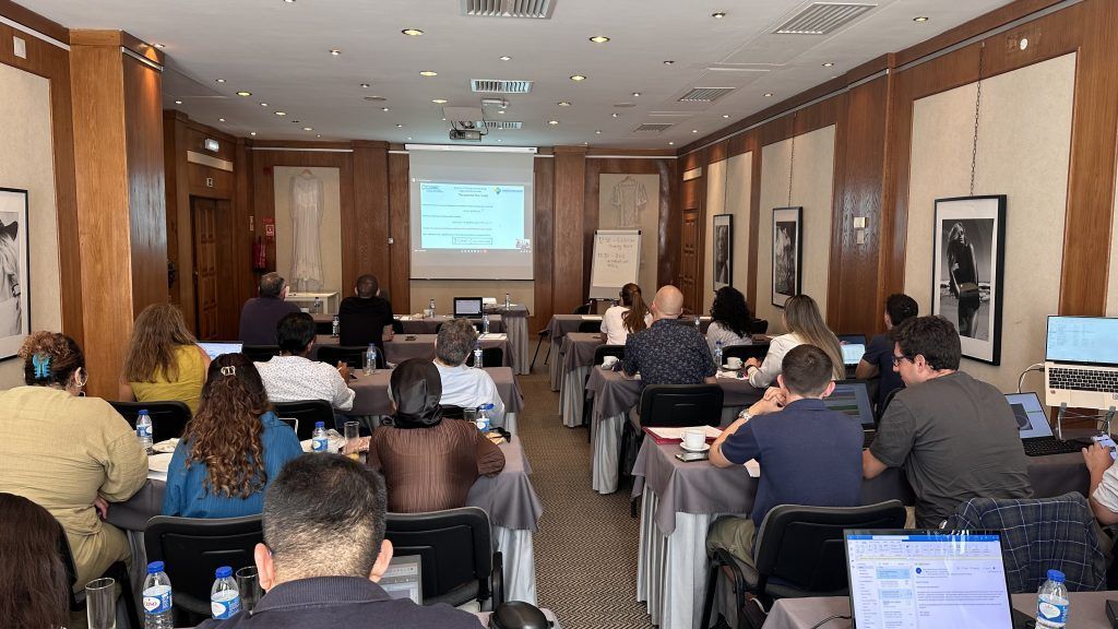 modenerlands's tweet photo. 📣 Apply now! 📣 

#energyislands #trainingschool #renewableenergy #costaction #ca20109
https://t.co/Yr2UqwhxMT https://t.co/PzgTrGMYoH