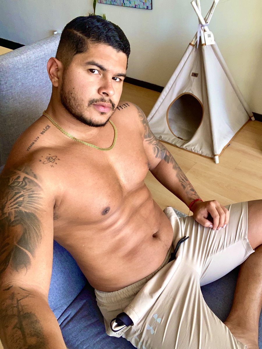 Carlos Y David HOT 🔥🔥😈 tweet media