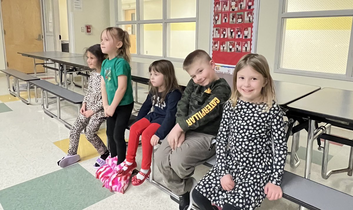 Mrs. Robinson tweet media