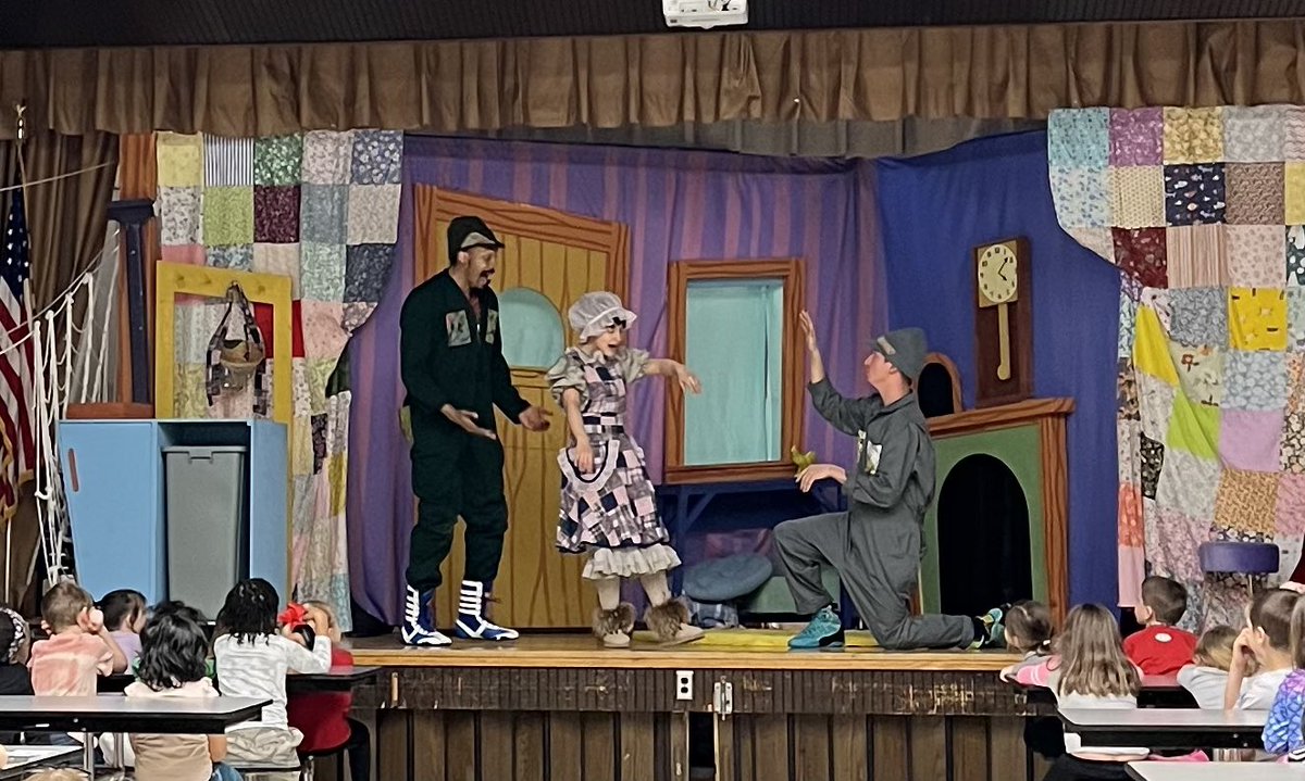 Mrs. Robinson tweet media