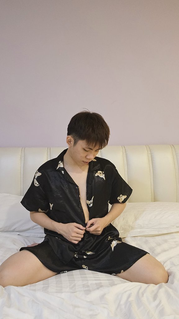 小藍の羽 tweet media