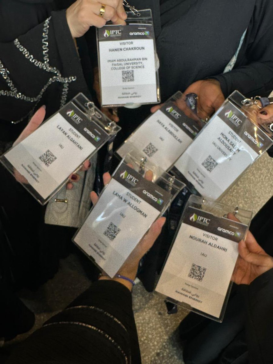 DepOfBiology's tweet image. ✨رحلات ميدانية✨

في نشاط منهجي مميز🤩
قامت طالبات مقرر الأحياء الدقيقة للبترول والمعادن بقيادة الدكتورة حنان شقرون
بزيارة إثرائية للمؤتمر الدولي لتكنولوجيا البترول في دورته السادسة عشر،المنظمة بالتعاون مع أرامكو السعودية تحت شعار &quot;الابتكار حل يقود التحول&quot; 

#IPTC @iptc_net_org