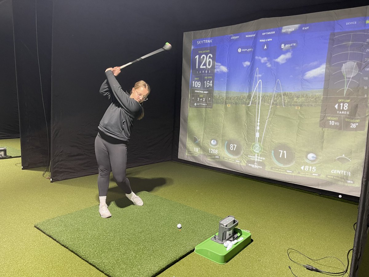 CCS_District's tweet photo. The @McKinleySports @McKinleyPups Golfers are getting a first look at the new indoor training facility at @MunsonStadium15 https://t.co/FlqrYg64ej