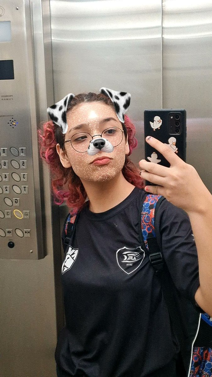 IkedaIzabel's tweet photo. se eu fecho os olhos minha mente desenha voce π€π
#sddspink
#queropintardnv https://t.co/iDUXCvlrwn