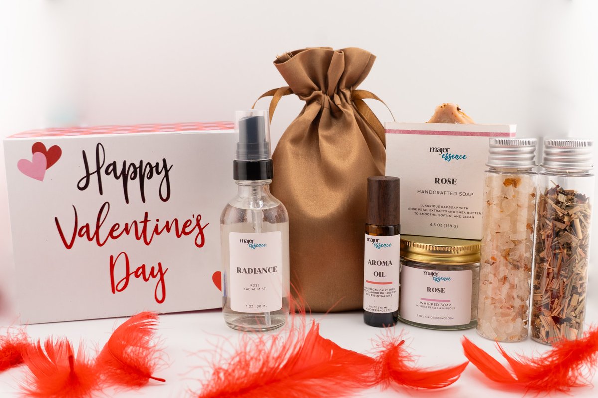 Major_Essence tweet media