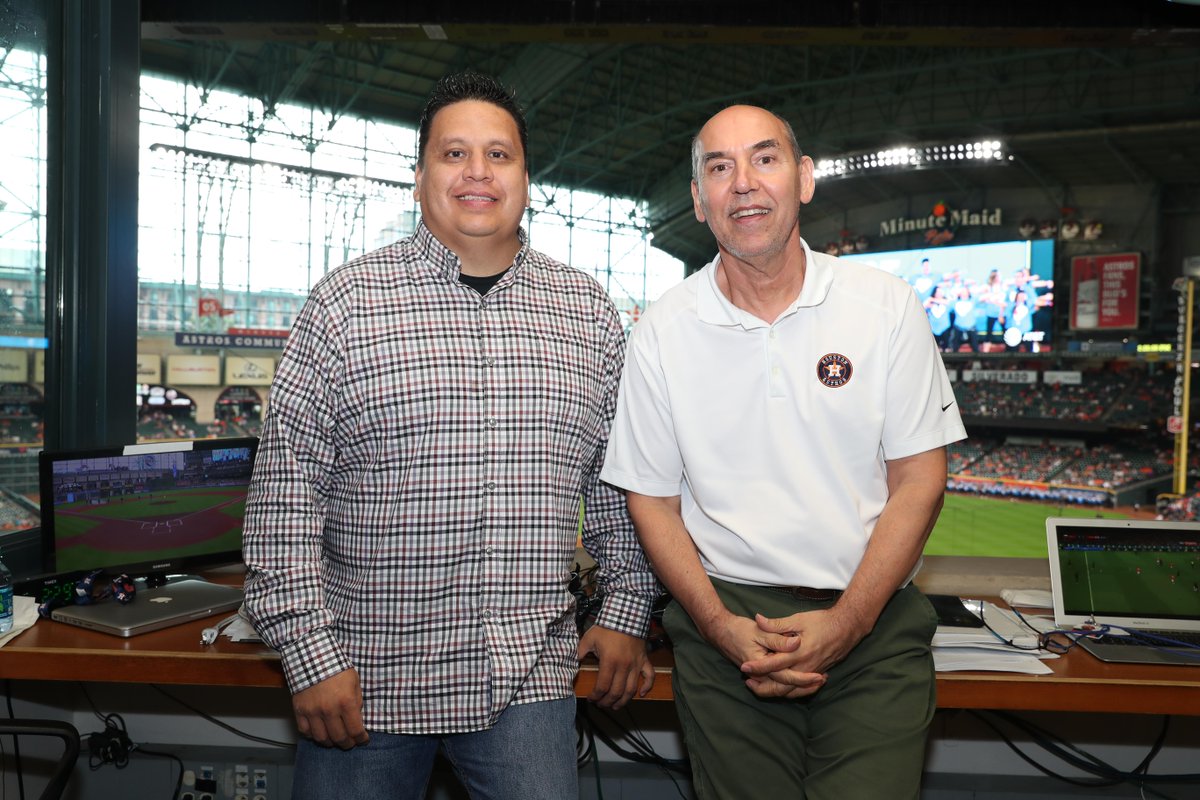 Happy #WorldRadioDay to our phenomenal broadcasters: @raford3, Steve Sparks, @FRomeroAstros and Alex Treviño! 🙌