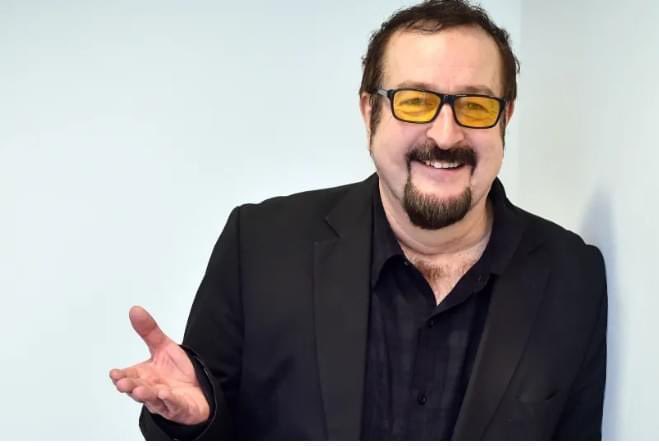 How sad that on #worldradioday we loose a radio legend, a true great from behind the mic 🎙️ and an inspiration to so many, myself included! Every show that Steve Wright, broadcast to the nation, was a masterclass in Radio, and he will be hugely missed by all in the Radio world 🥲