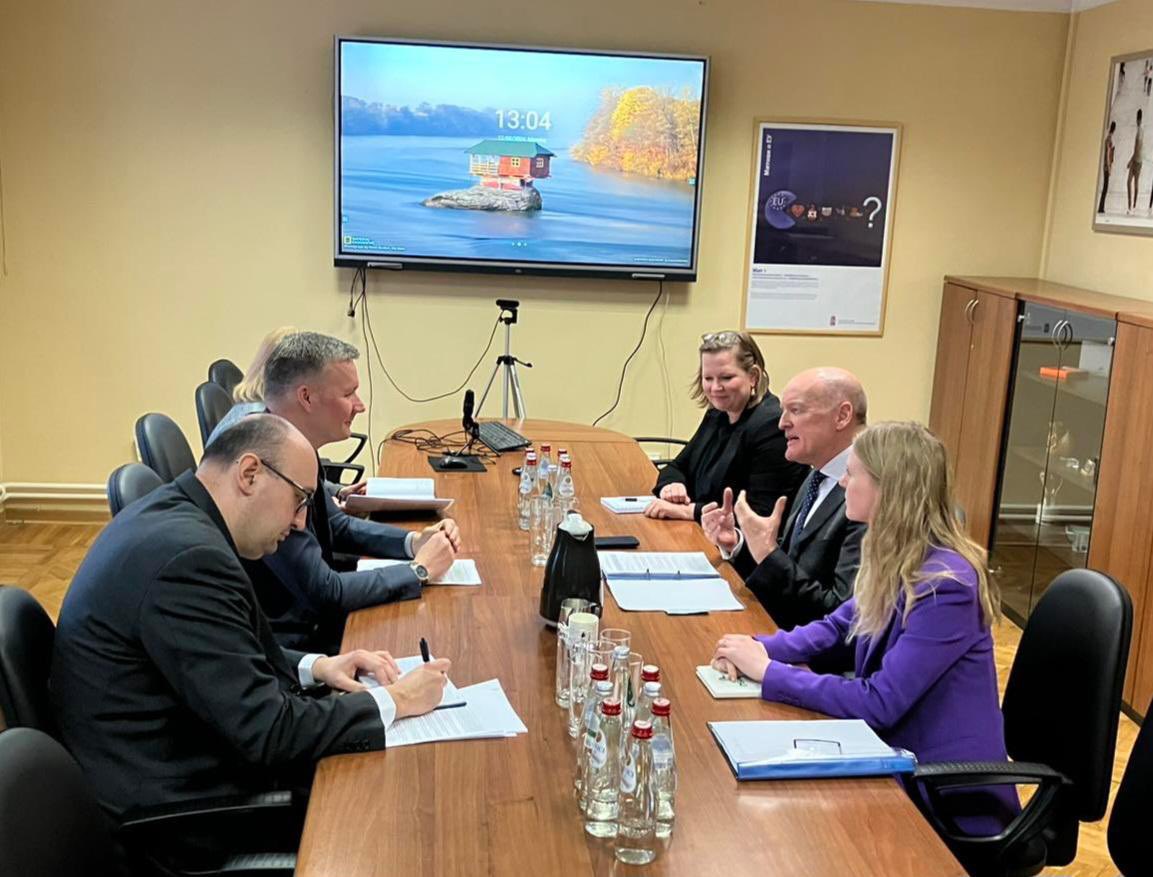 wjpgeerts's tweet photo. Held discussions in Belgrade, Serbia about media freedom, safety of journalists, free and fair elections and rule of law @CRTArs @krokodilEW @YUCOMoffice Highlighted human rights standards as part of European integration with @MiroslavGacevic @NLinBelgrade @DutchMFA https://t.co/Glkou7Lsdv