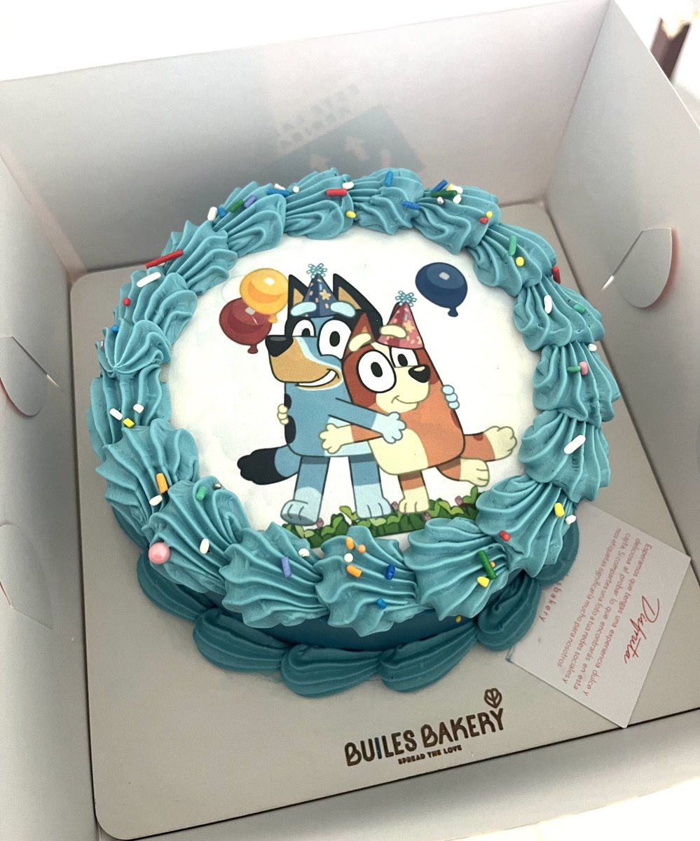 esqsemefue's tweet image. De BLUEY 🥹💙💛💝✨