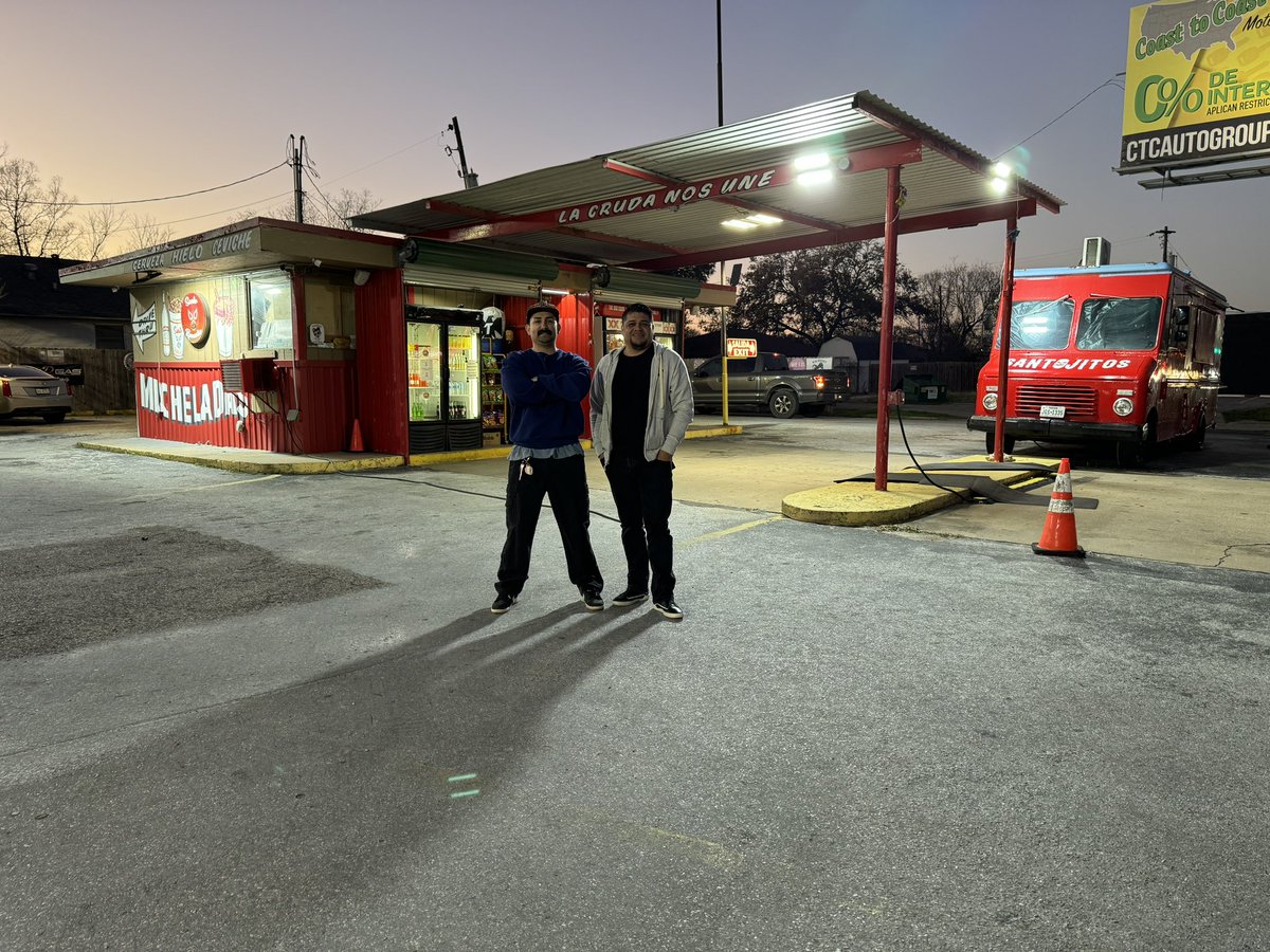 LosPrimosHTX's tweet photo. We will be opening back up at @santoremediotx 🚎🍻
Once we are fully built and permitted we will announce the
Opening Day Date🎉
Thank you everyone for being patient and supporting us 🙏 https://t.co/3pq76CkcZ8
