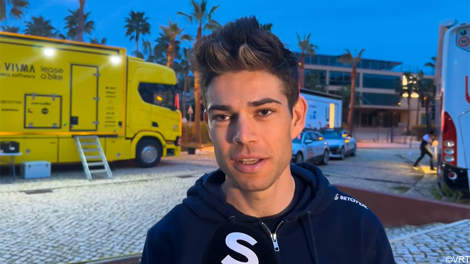 Wout van Aert kijkt met vertrouwen uit naar nieuw seizoensplan: "Ik geloof in deze aanpak"

sporza.be/nl/2024/02/13/…