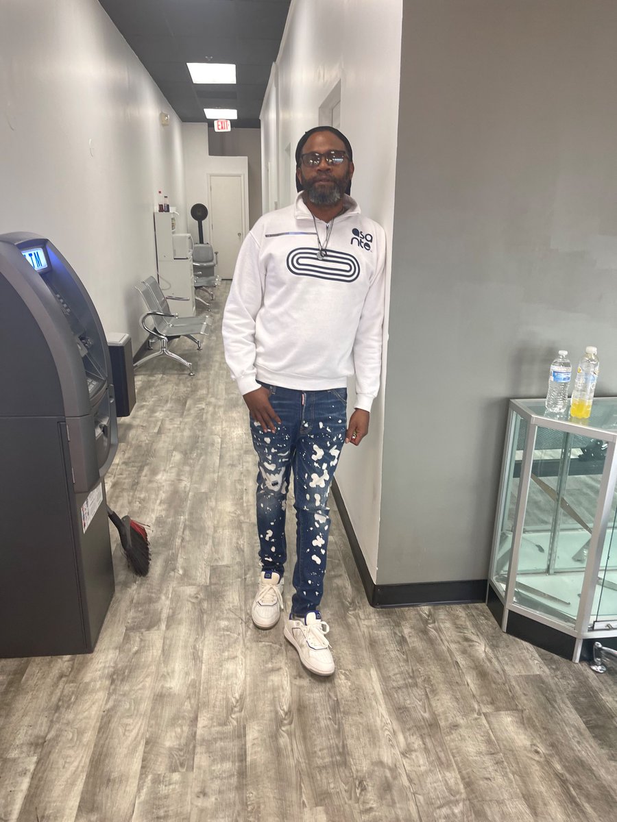 Michael31335784's tweet photo. Mind of a made man✅🦍ten toes🤞🏾 https://t.co/FNlI4SXaRq