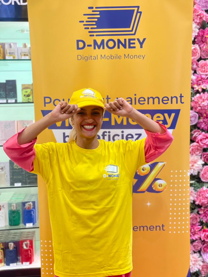 djiboutimoney's tweet image. Athena est passée à notre Stand dans les magasins de L'Élixir et Du Bonheur au Mall.

Profitez de notre promotion spéciale avec 30% de réduction.🤩👌

#Dmoney #Offrespecial #SaintValentin