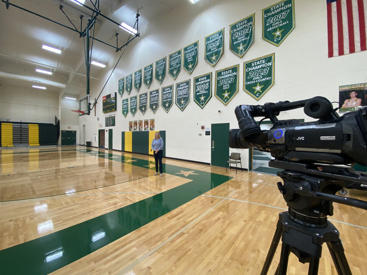 MasonKernMedia's tweet photo. Super ⭐️

Kris Conner says she is leaving her post as Kearney Catholic (@KCHSVolleyball1) coach, a position she’s held since 1991 🏐

Conner isn’t done coaching, she’ll go home &amp; lead Riverside (@RSChargers) in the fall! #nebpreps

The exclusive chat coming on @KSNBLocal4 at 🔟📺 https://t.co/E3BMKuKZ6v