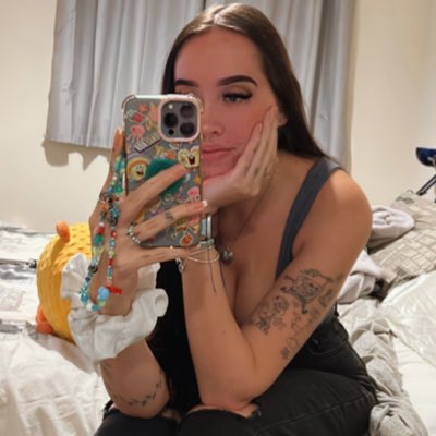 Amy tweet media