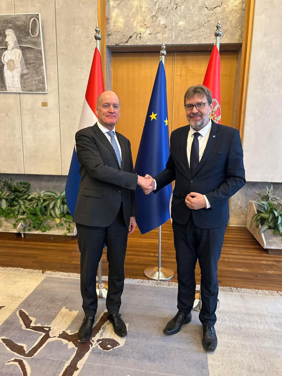 wjpgeerts's tweet photo. Useful meeting in Belgrade with Serbia’s Minister for Minorities and Human Rights, Tomislav Zigmanov, on media freedom, LGBTIQ+ rights, gender equality and the position of minorities. @NLinBelgrade @DutchMFA #humanrights https://t.co/Yx0bIyqY6u