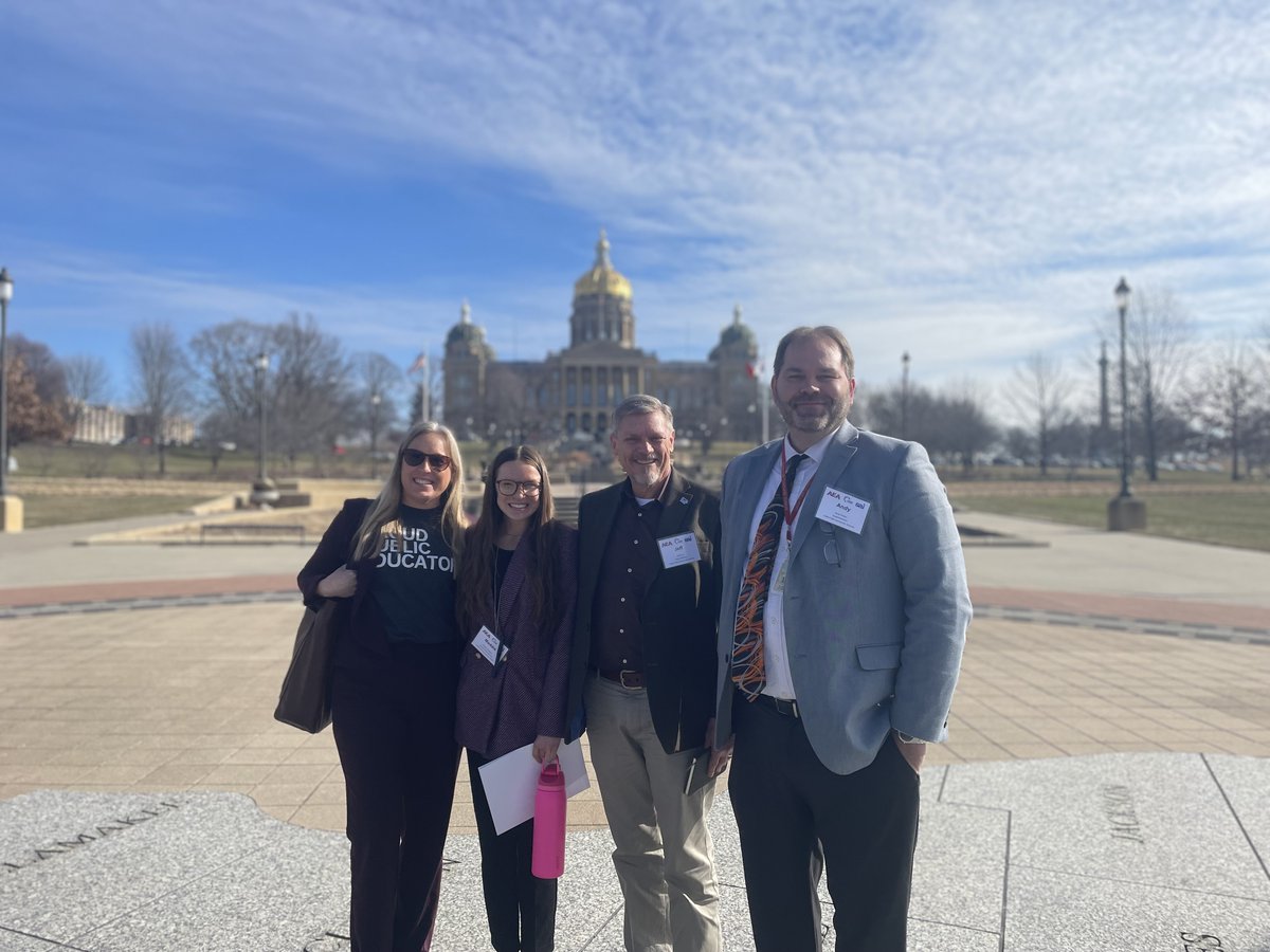 aapattee's tweet photo. Great opportunity to advocate in Des Moines with some great @CF_schools  colleagues, students and Board members! #EveryStudentEveryDay #TigerPride https://t.co/0Y4ZixJTPQ