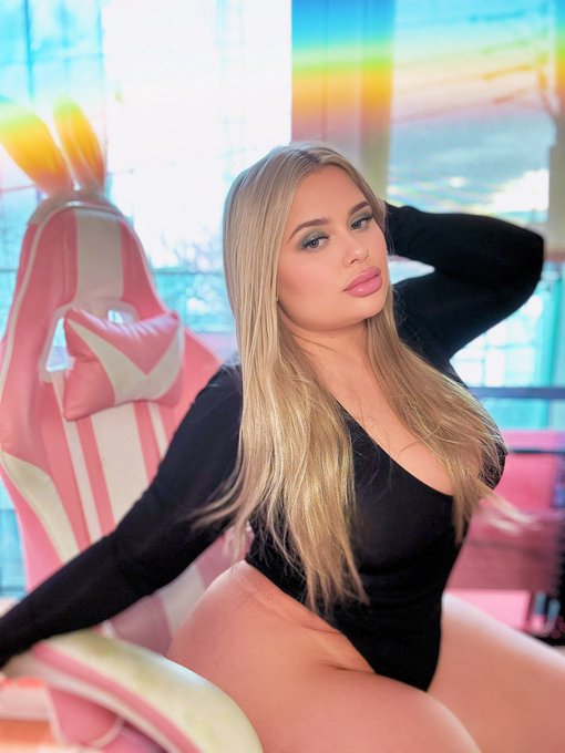 🌈💙🦋 https://t.co/TfXBiCEUDE<a href="/tag/newprofilepic"class="tags"><span>#newprofilepic</span></a>