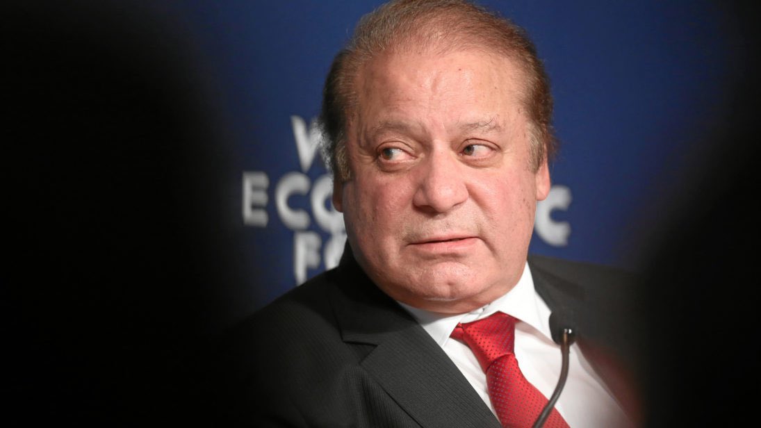 chsandhilaa's tweet photo. وطن کی محبت میں ہم آشفتہ سروں نے 
وہ قرض اتارے ہیں کہ واجب بھی نہیں تھے https://t.co/Ch7CM2aoQs