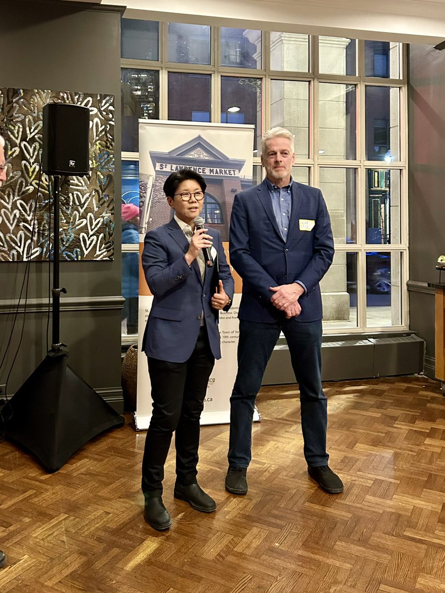 kristynwongtam's tweet photo. Attending the 41st anniversary celebration of @SLNASpeaks with @chrisglover was an honour. Thank you to the directors &amp; volunteers for their innovative city-building efforts. Your work in heritage &amp; inclusive urban planning has enhanced St. Lawrence for so many! #TorCen https://t.co/r5y0CSuc8U