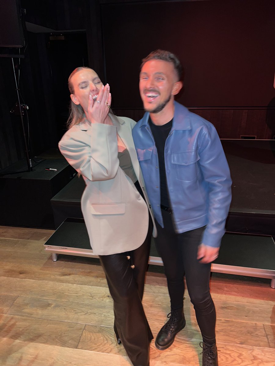 MrAndrewWalker's tweet photo. The most amazing evening, the world is not ready for the music this one is about to release! 🎶🌏 #Perrie @PerrieHQ_ https://t.co/8gH8EbCv8h