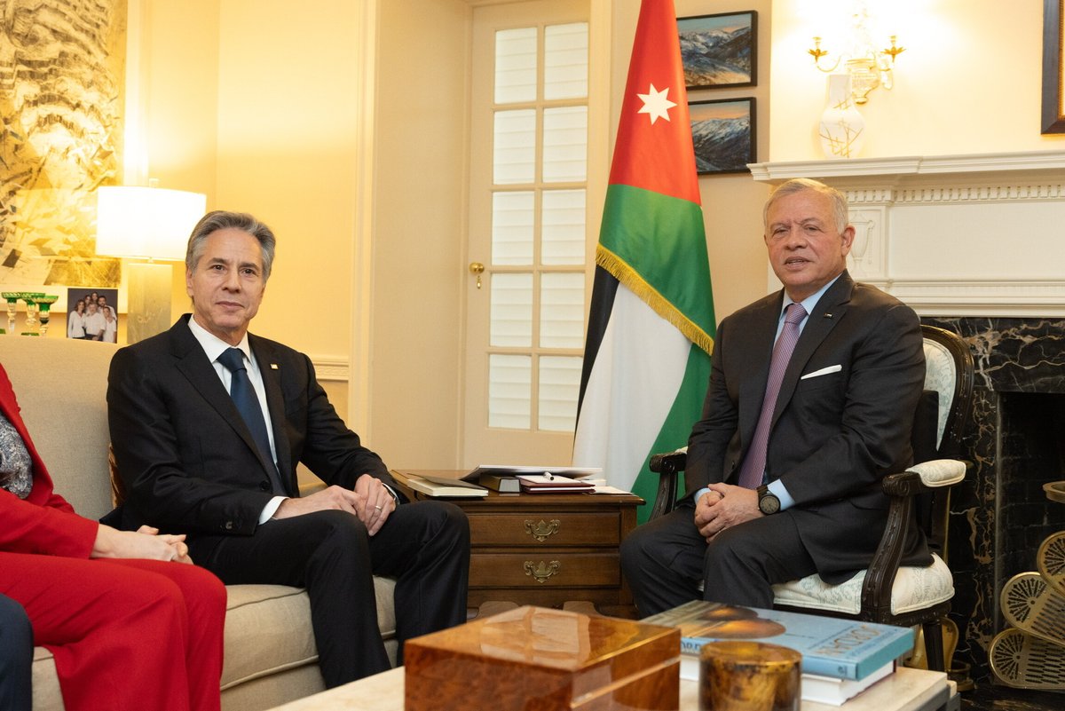 SecBlinken's tweet photo. Met with King Abdullah II today in Washington to express gratitude for the close partnership between our two nations. I thanked him for his leadership amid ongoing regional challenges and underscored U.S. commitment to furthering regional peace and stability. https://t.co/Q4xfUfPpZq