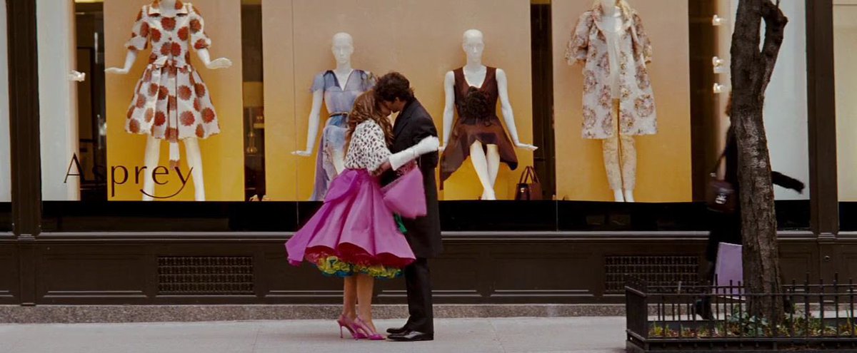 nocontextromcom's tweet photo. ‘confessions of a shopaholic’ premiered 15 years ago today https://t.co/4JipG81r1C