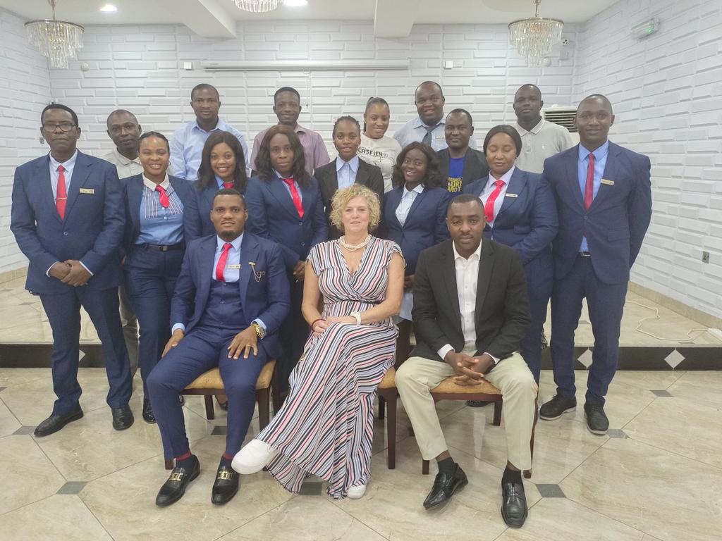 dewdropInst's tweet image. 🌟 Today's Highlights! 🌟

Here's a peek into our ongoing Hospitality Training at Bon Hotel Warri!
🍽️🛎️ #HospitalityTraining #BonHotelWarri #DewdropInstitute