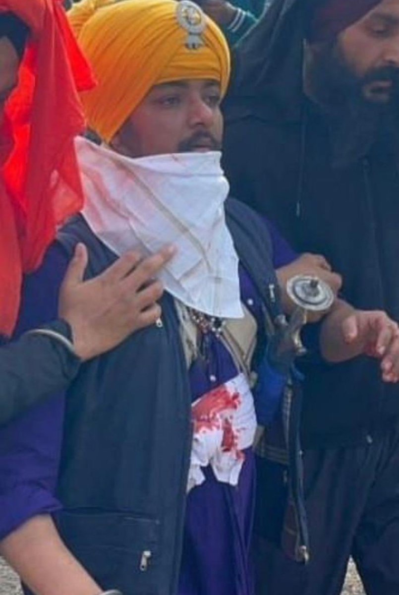 I firmly oppose the use of coercive tactics and force against laborers and farmers. We have every right to demand what we deserve. The government appears to seek economically exterminate laborers, farmers, and Panjab.
#KisanMajdoorEktaZindabaad🚜