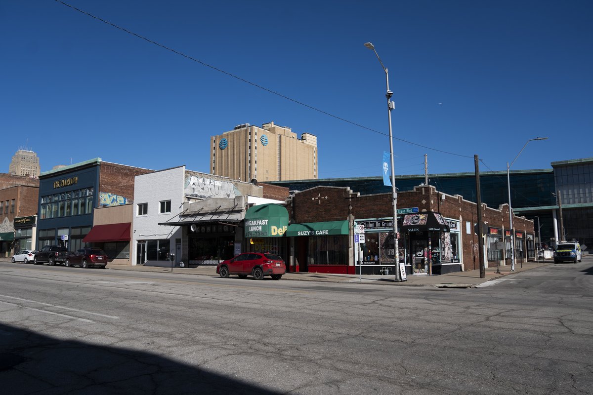 KCBJ_Ellen's tweet photo. Here are some of the buildings in the Crossroads that would be torn down to build a new @Royals downtown baseball stadium, in addition to the old Star printing press. https://t.co/W8KoBpuW3q