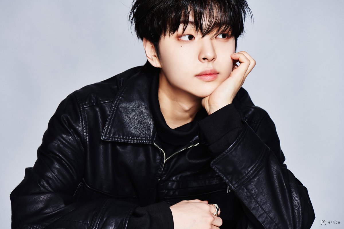 GHOST9OFFICIAL's tweet photo. 📸

GHOST9 New Profile
- DEEP

#LEEKANGSUNG #이강성
#GHOST9 #고스트나인 https://t.co/quqAUj9zYd