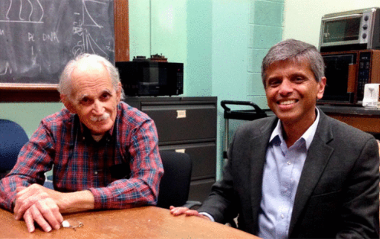 ACSEnergyLett's tweet photo. We have lost a great legend of our times.  It is with great sadness we note that Prof. Al Bard, father of electrochemistry passed away on October 11. 
RIP Al.
Here is a conversation with Al Bard we published in 2017
https://t.co/ae5hFmXIoO https://t.co/wyLRqSZzJj