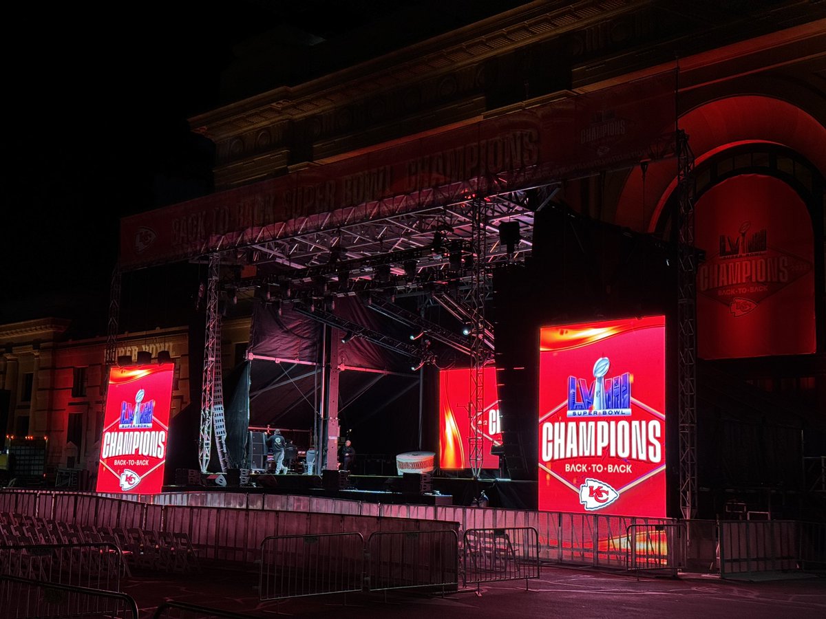 Union Station KC tweet media